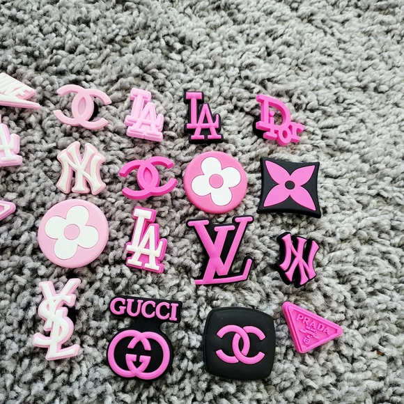Set of Charms for shoes or crafting - Picture 3 of 7